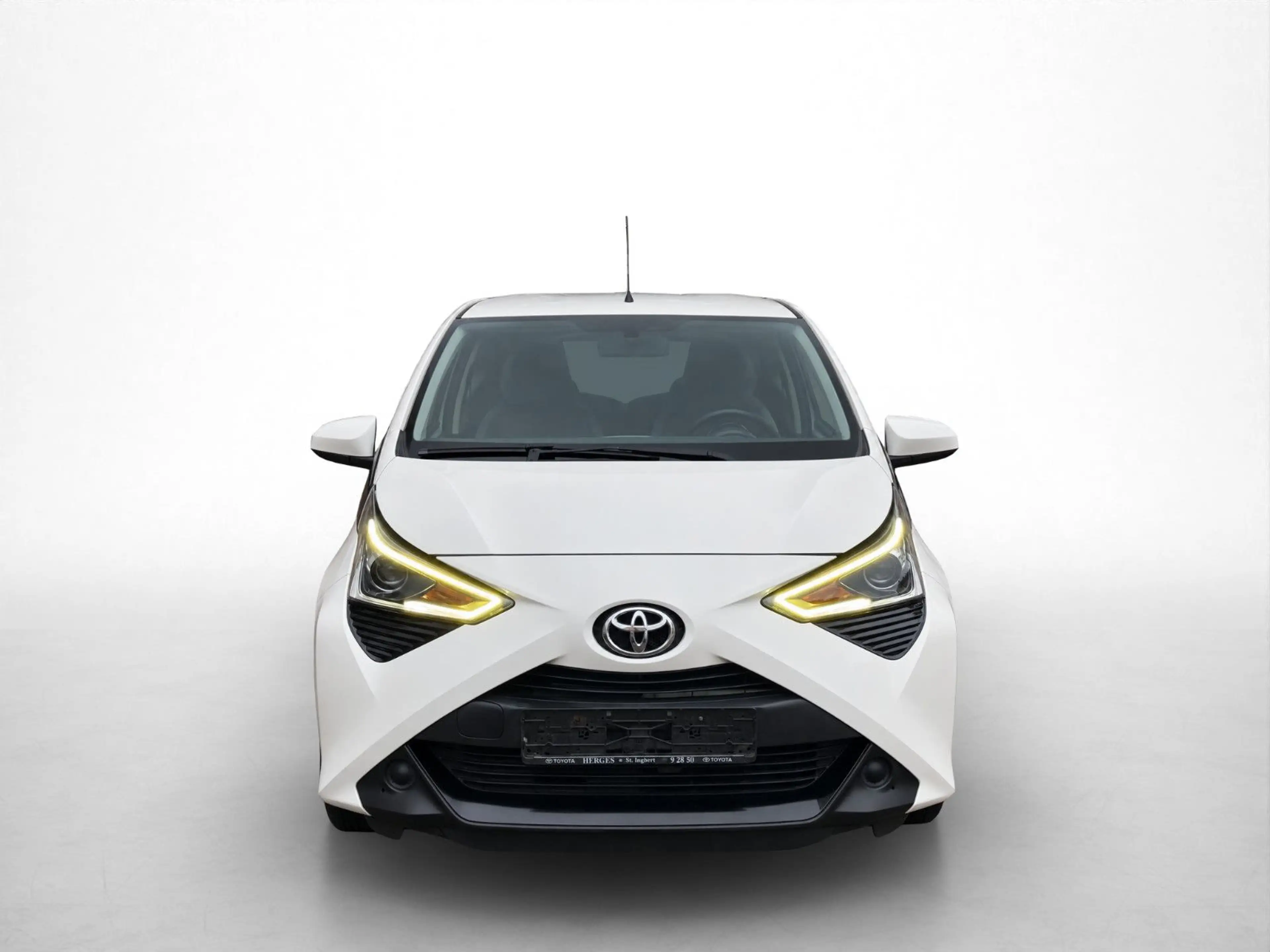 Toyota Aygo x-play Automatik *2.Hand/USB/AUX/Bluetooth* — photo 2