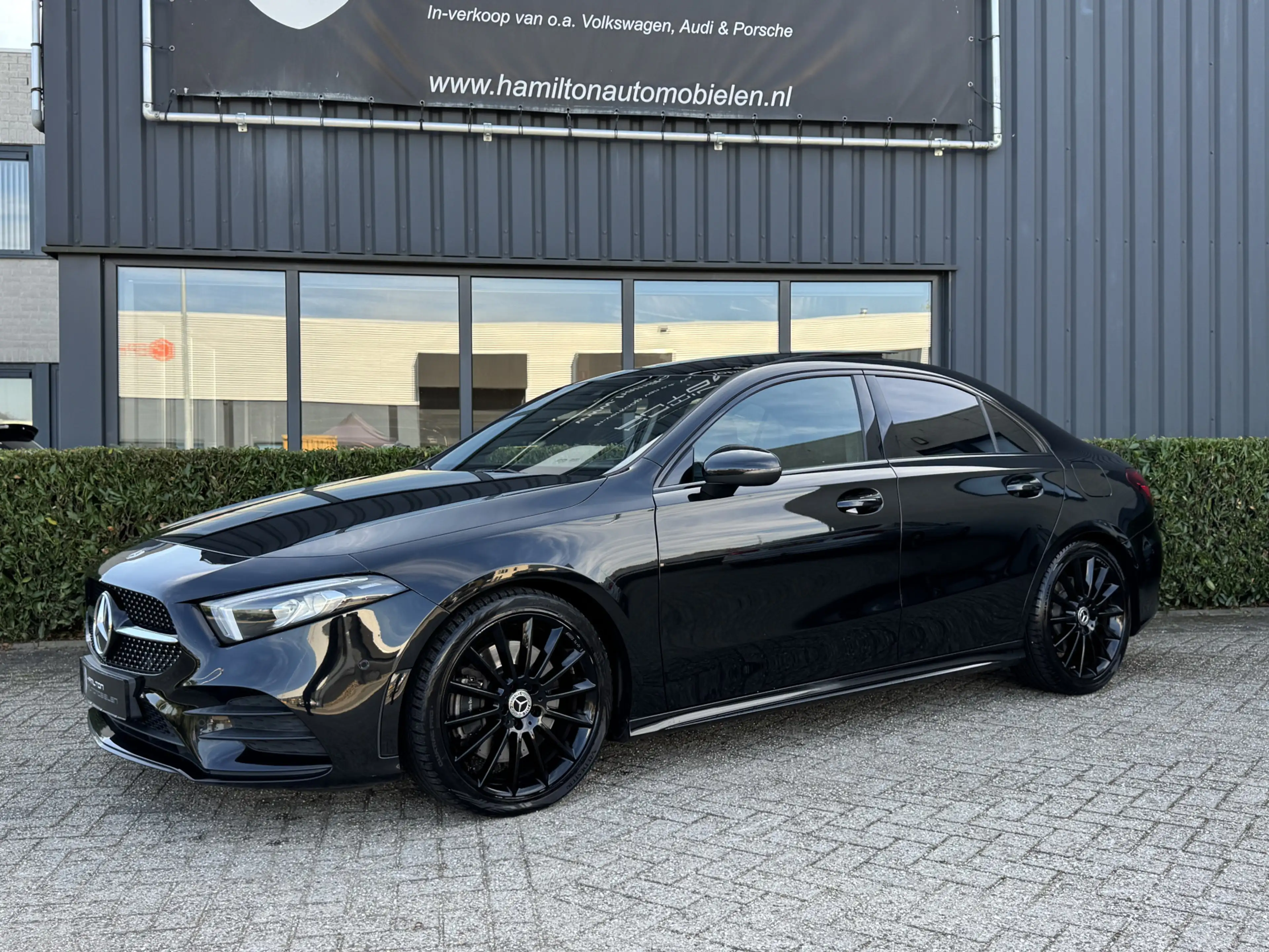 Mercedes-Benz A 250 A AMG Limousine 225pk Aut. Premium Plus Night pakk — photo 3