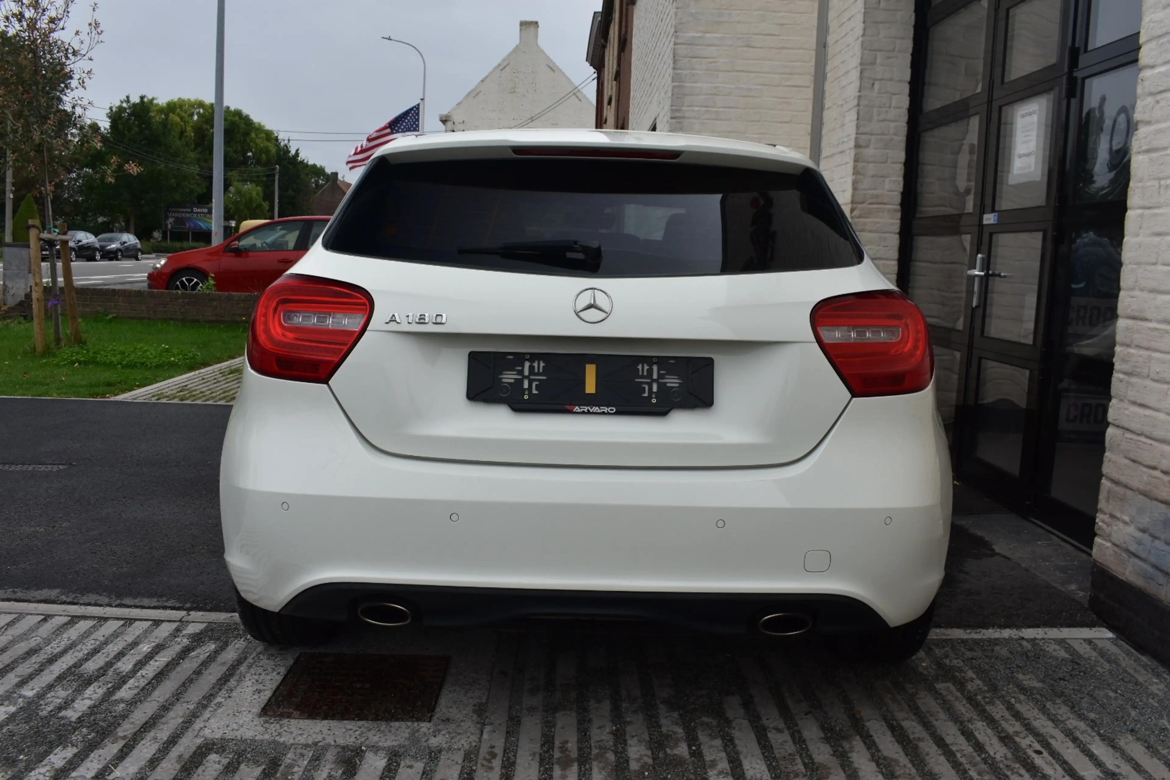 Mercedes-Benz A 180 I Navi / Xenon / Leder / PDC / Verw Zetels / Garantie — photo 5
