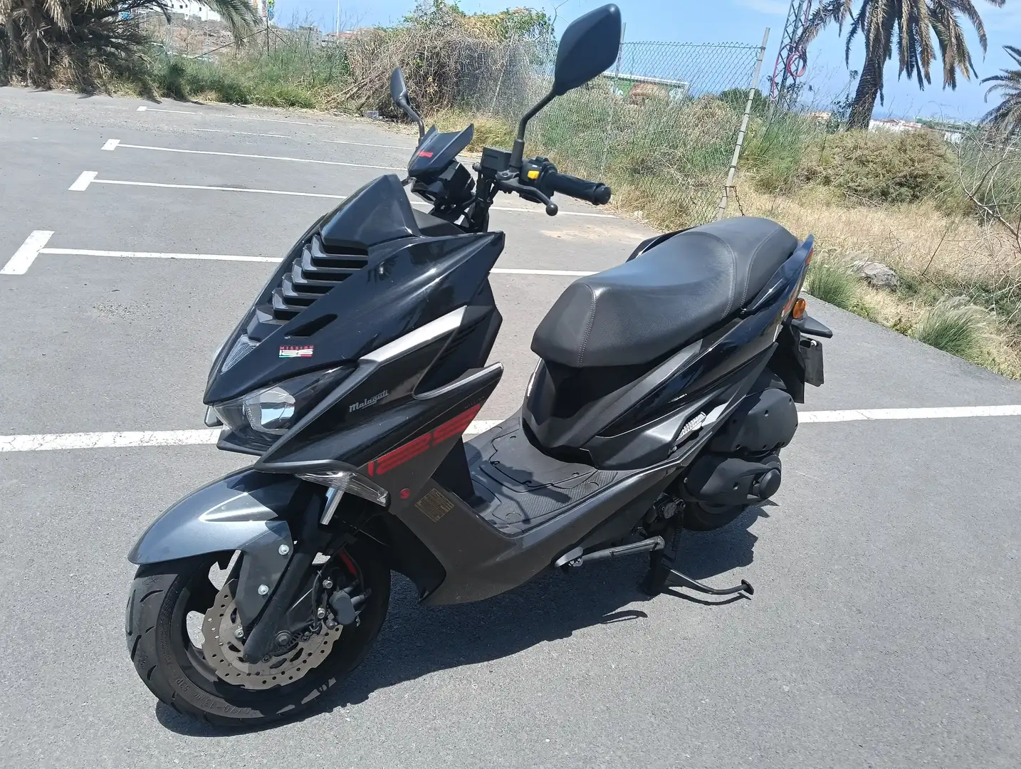 Malaguti mission 125 Negro - 1