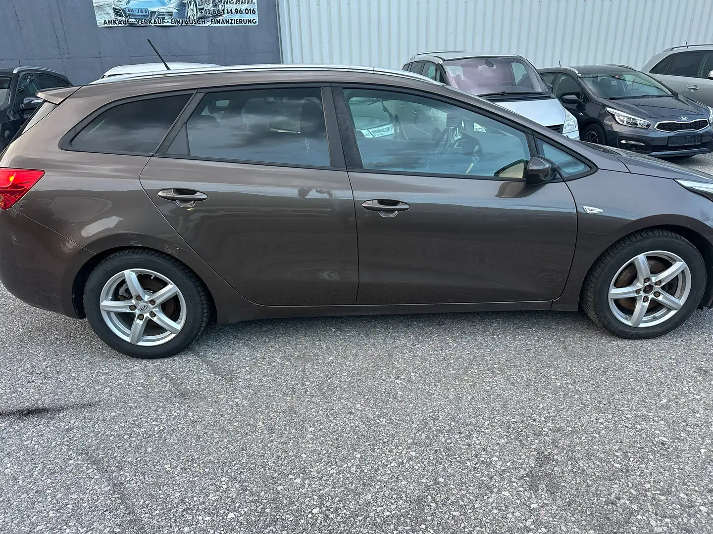 Kia Ceed SW / cee'd SW Edition 1.6 Diesel Euro6 Beige - 2