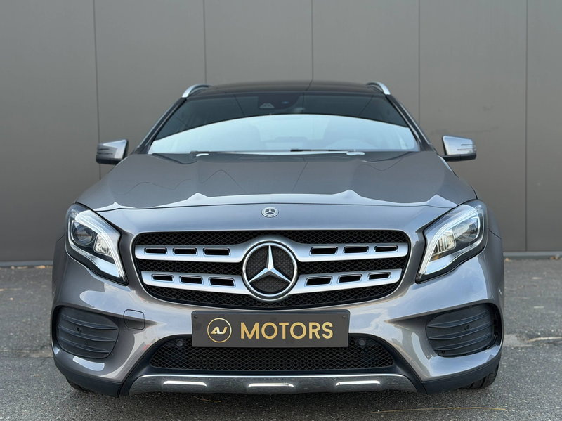 Mercedes-Benz GLA 200 d 136cv - Boite Auto. - Pack AMG - Toit ouvrant — photo 5