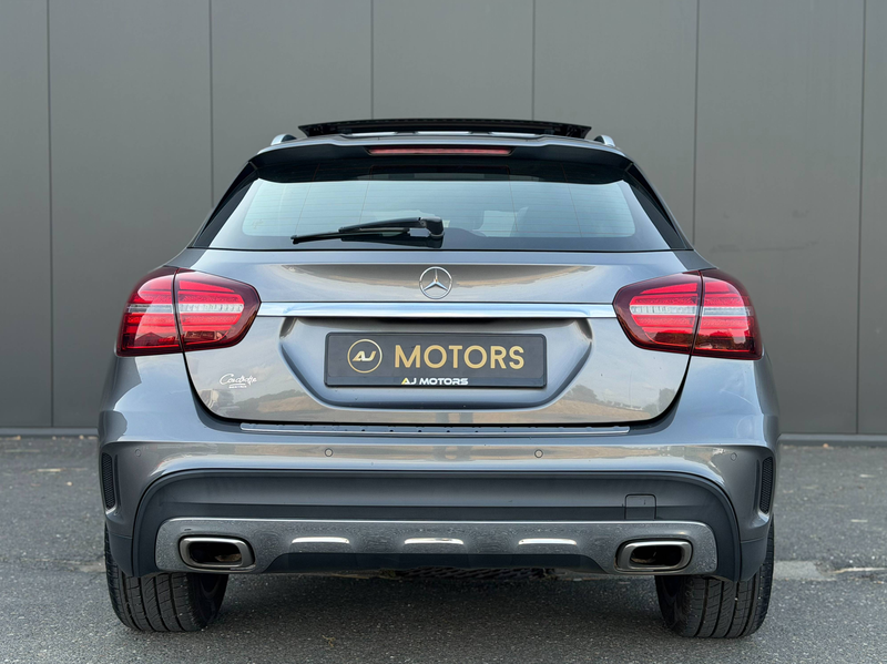 Mercedes-Benz GLA 200 d 136cv - Boite Auto. - Pack AMG - Toit ouvrant — photo 7