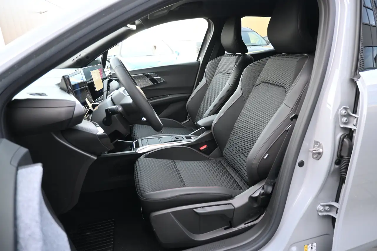 Renault Clio 2026 — фото 15