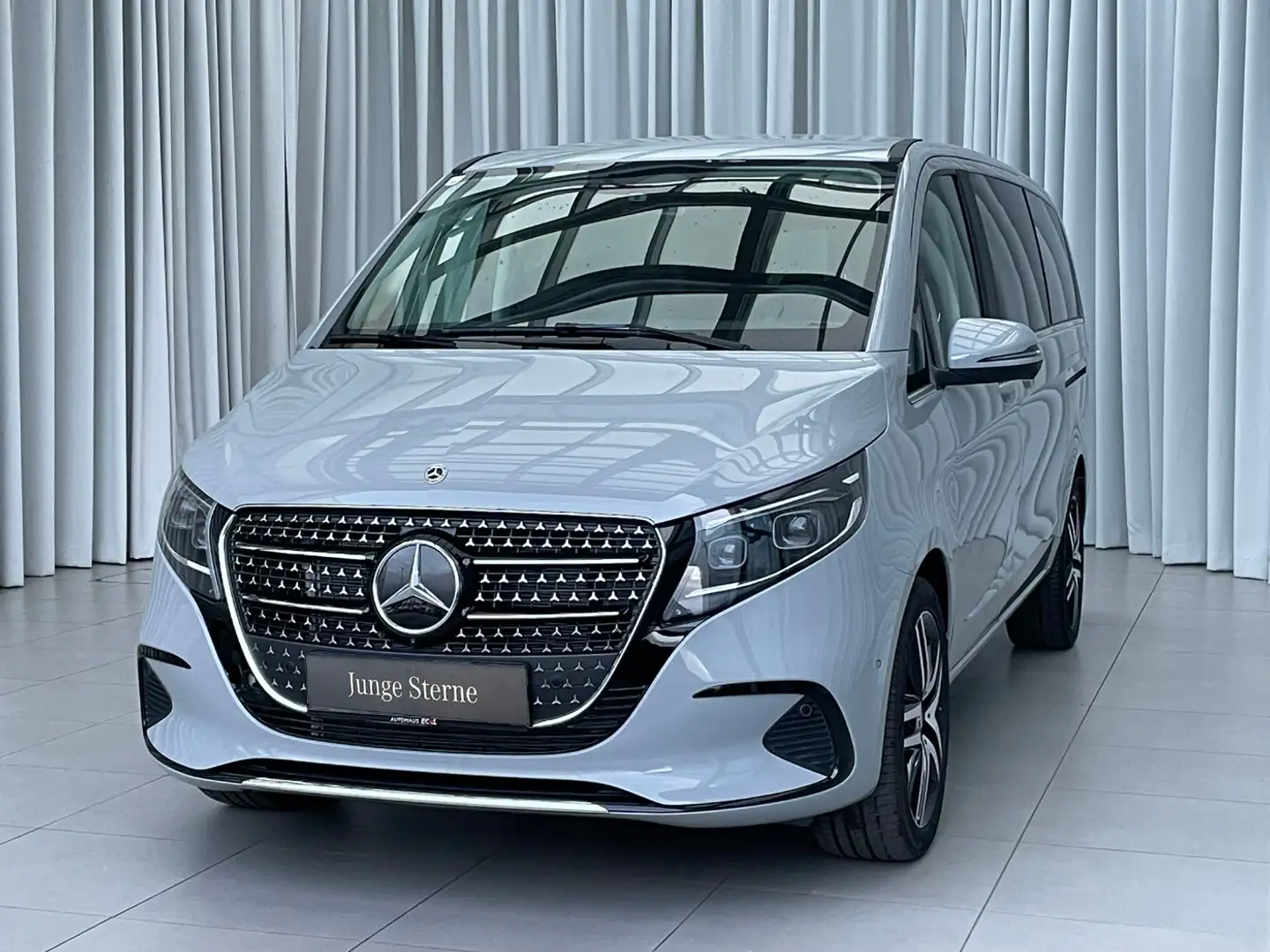 Mercedes-Benz V 300 d 4MATIC AVANTGARDE Lang Pano el.Schiebe Grau - 2