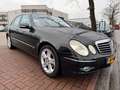 Mercedes-Benz E 230 Avantgarde 6 Cilinder Automaat Uniek met 88.000km Schwarz - thumbnail 1