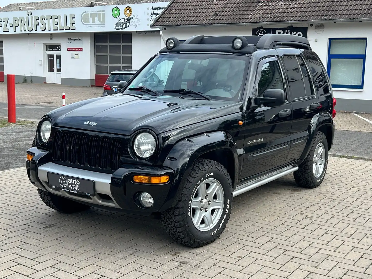 Jeep Cherokee Renegade 2.8 4x4+Auto.+AHK+Reifen neug Noir - 1