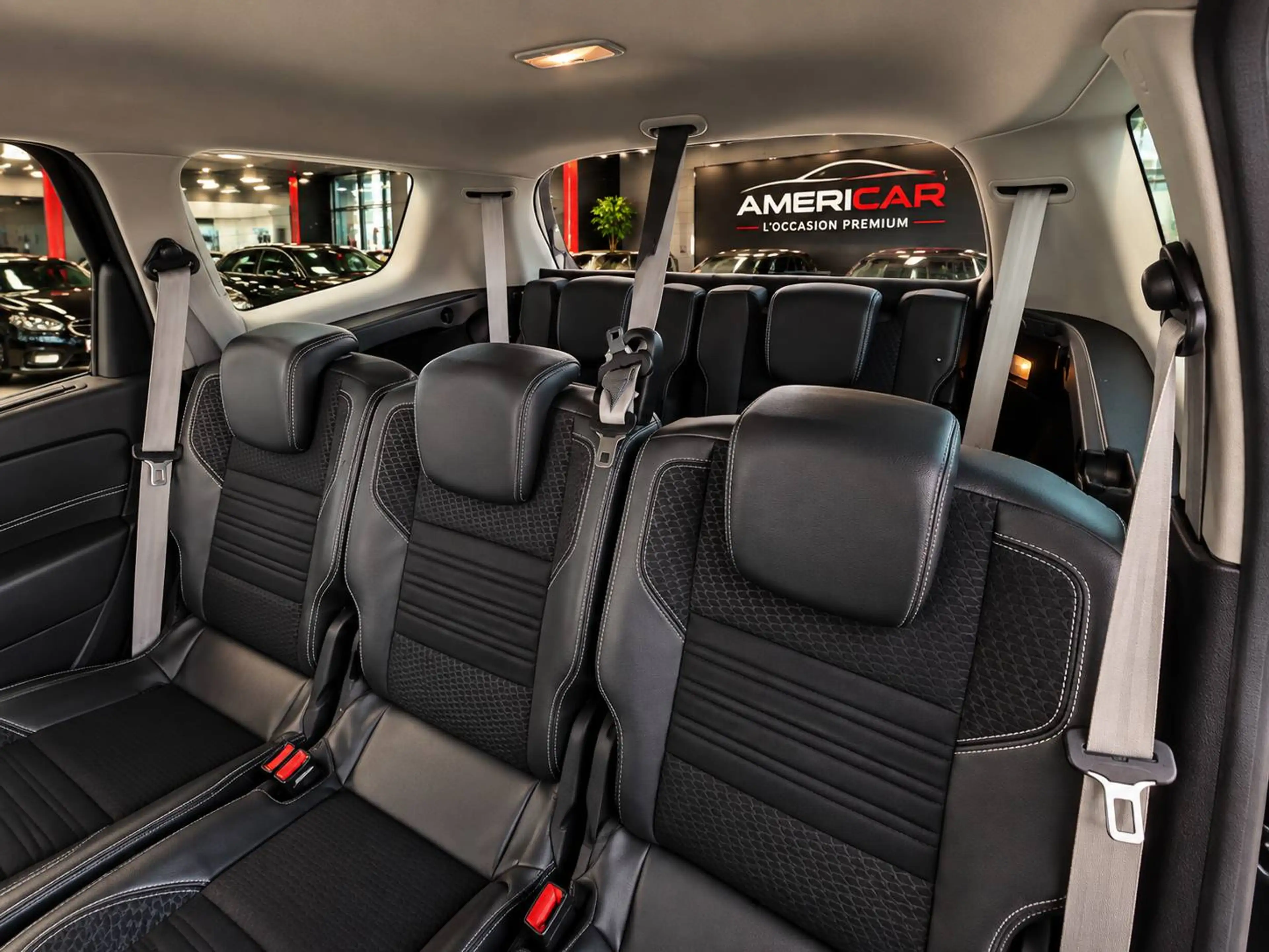 Renault Grand Scenic Grand Scénic 1.5 dCi Energy R-Movie 7pl. — photo 11