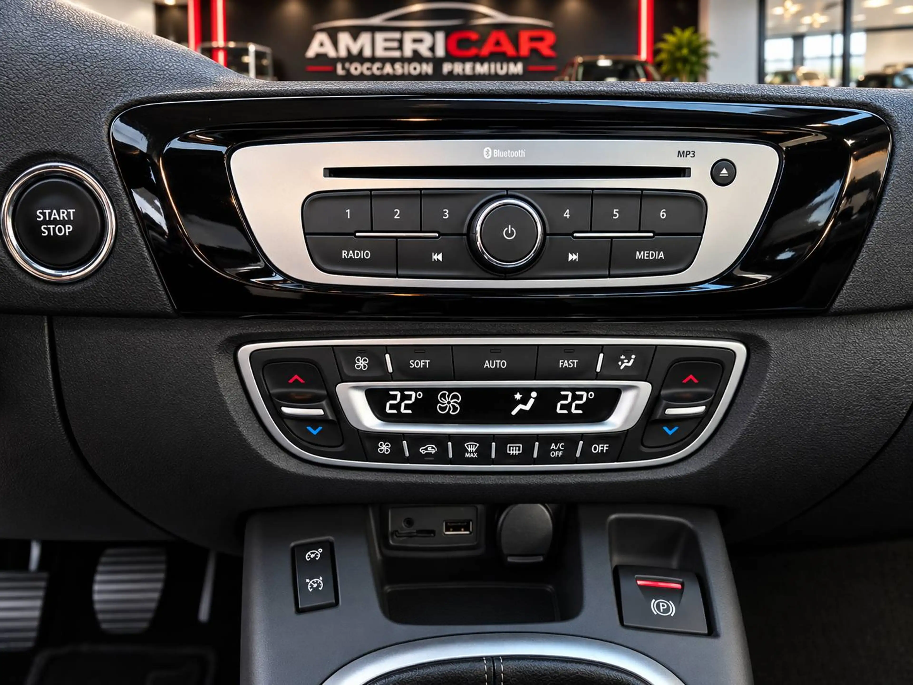 Renault Grand Scenic Grand Scénic 1.5 dCi Energy R-Movie 7pl. — photo 14