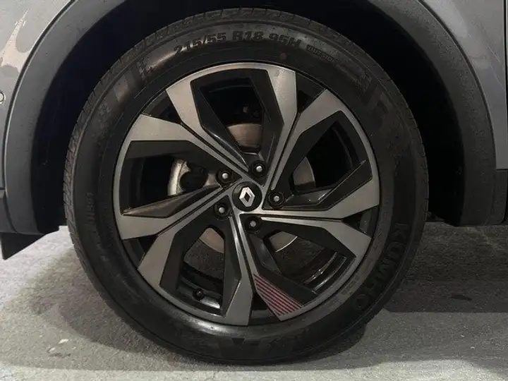 Renault Arkana 2022, foto 29