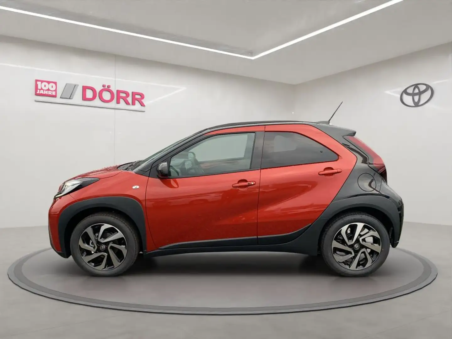 Toyota Aygo X S-CVT Air Teamplayer* Rot - 2