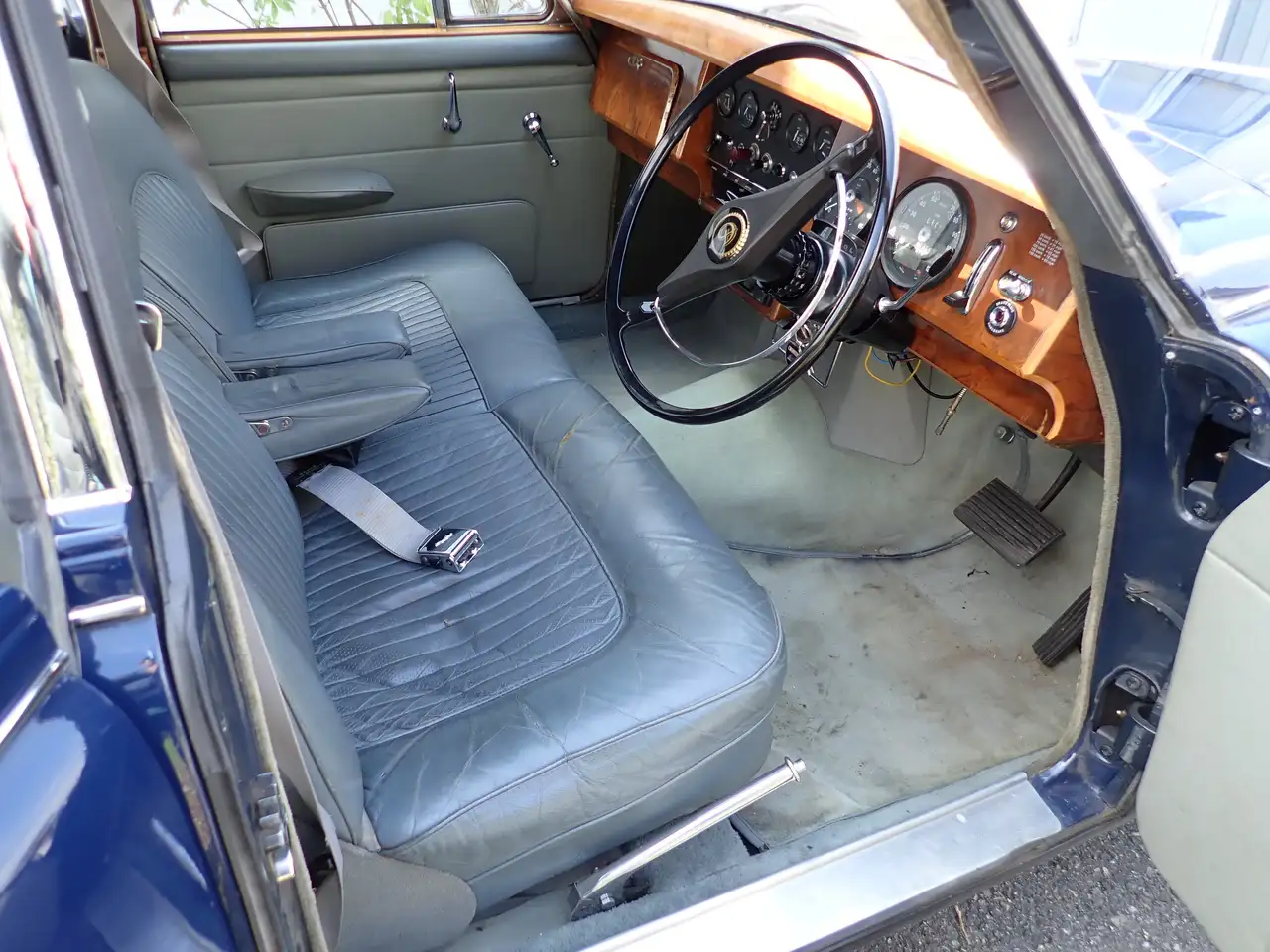 Jaguar Daimler 250 V8 / Serie 2, foto 6
