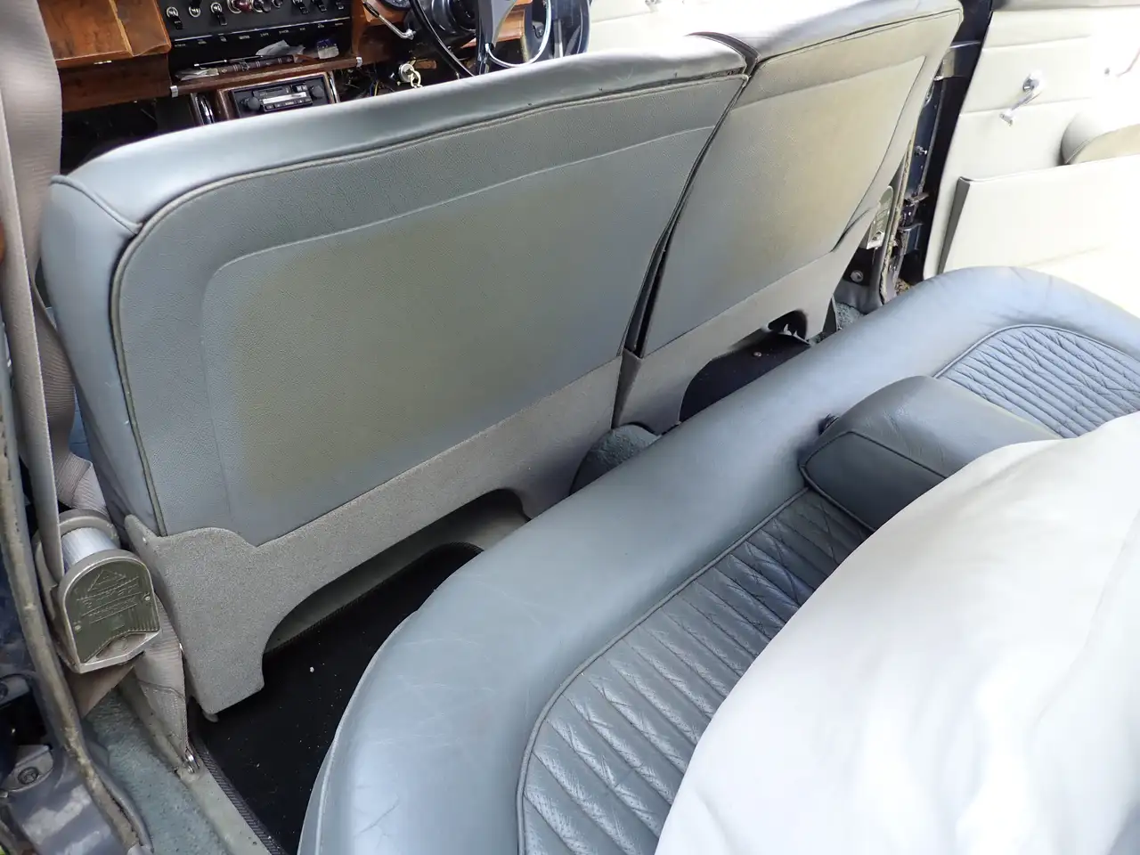 Jaguar Daimler 250 V8 / Serie 2, foto 10
