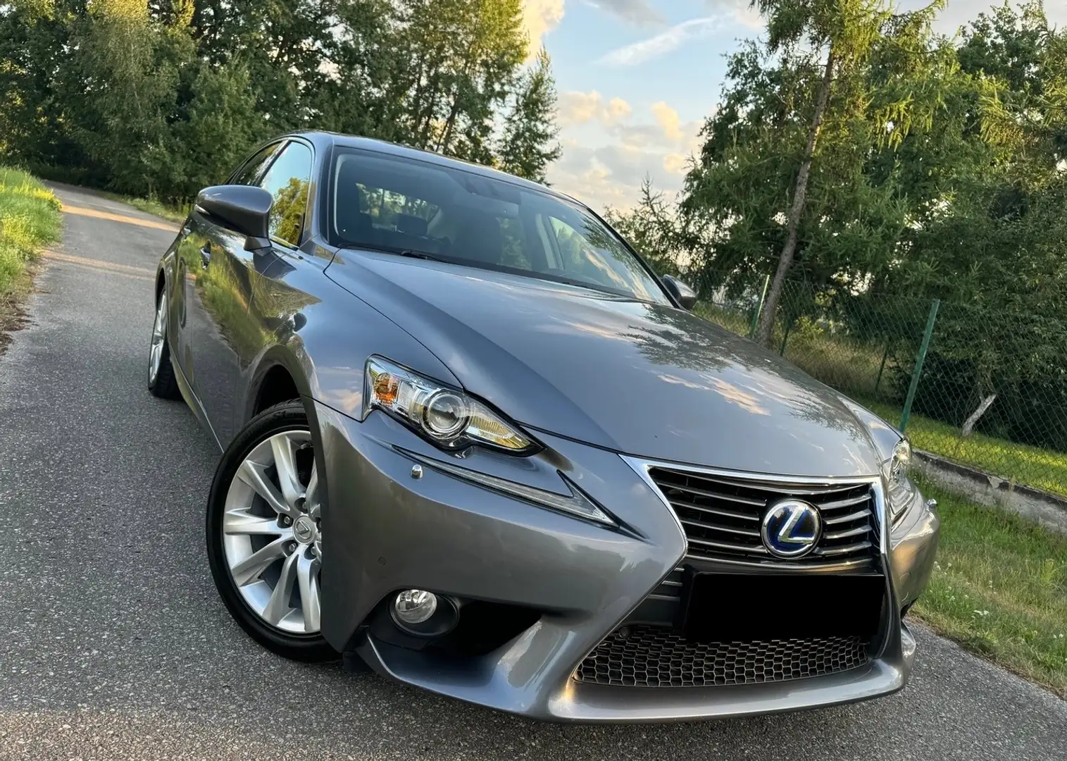 Lexus IS 300 300h Executive Line - 2