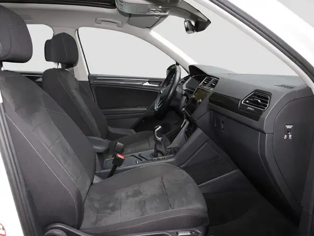 Volkswagen Tiguan view 8