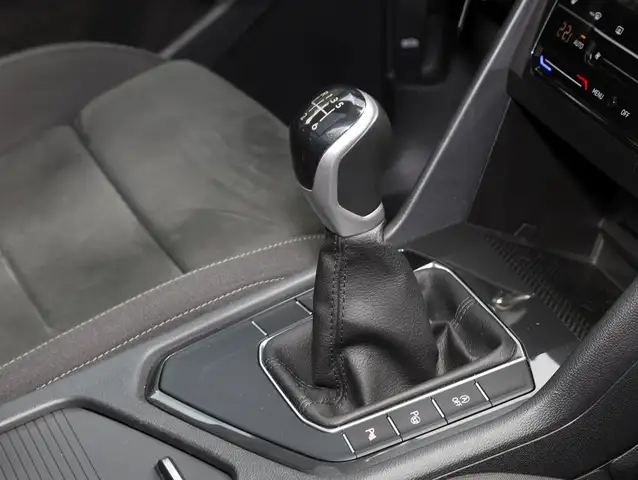 Volkswagen Tiguan view 10