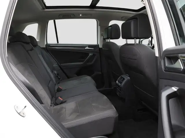Volkswagen Tiguan view 11