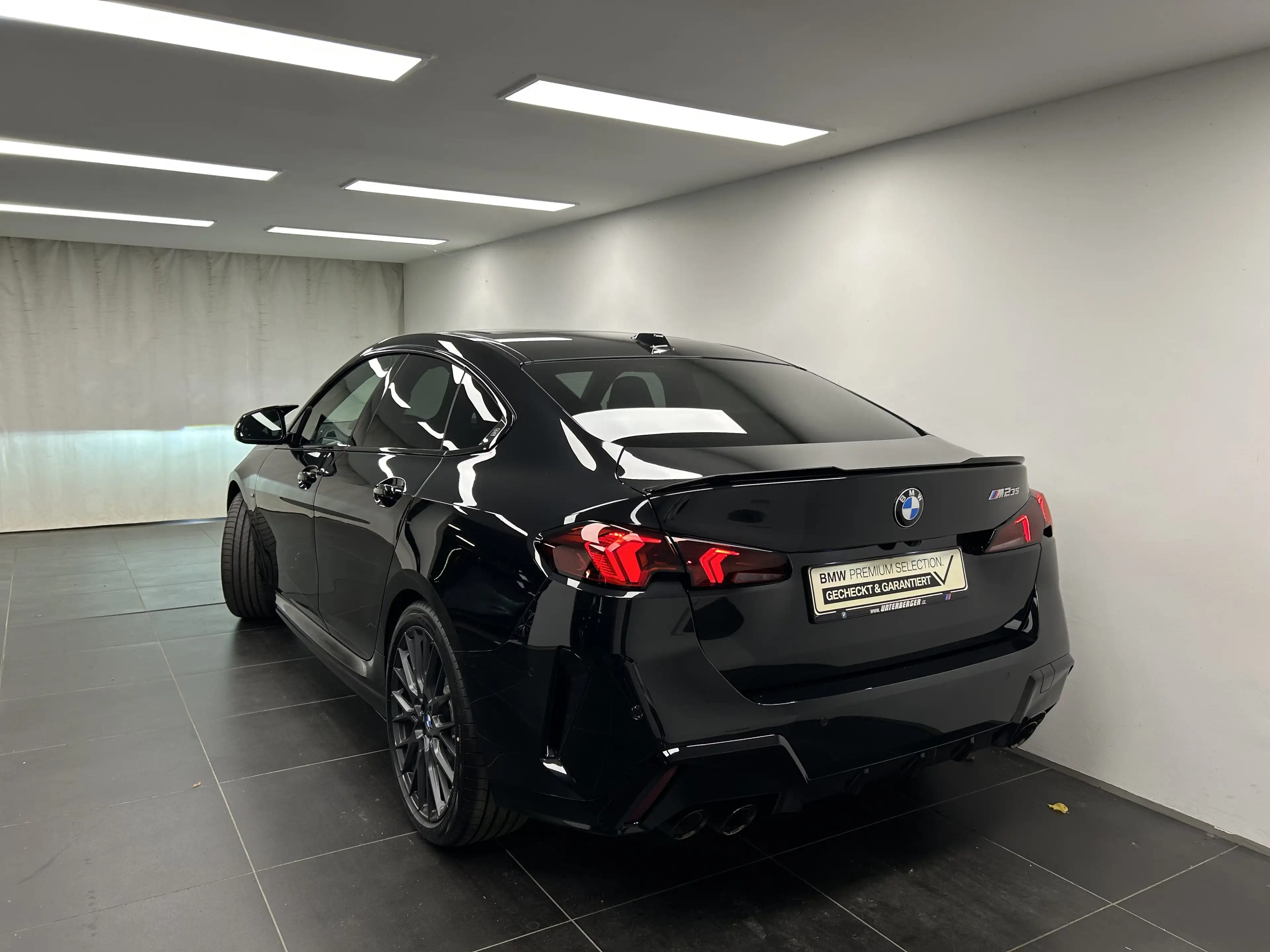 BMW 235 M235 xDrive Gran Coupé — photo 10