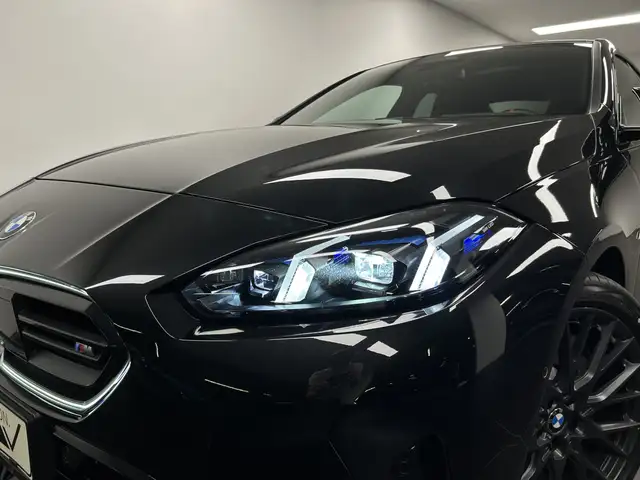 BMW 2 Series view 8