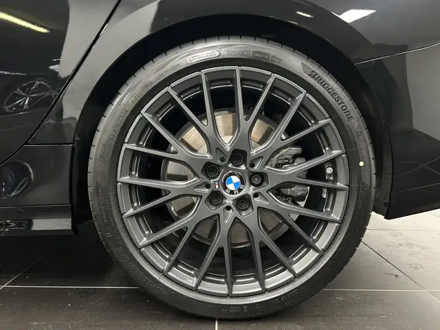 BMW 2 Series view 6