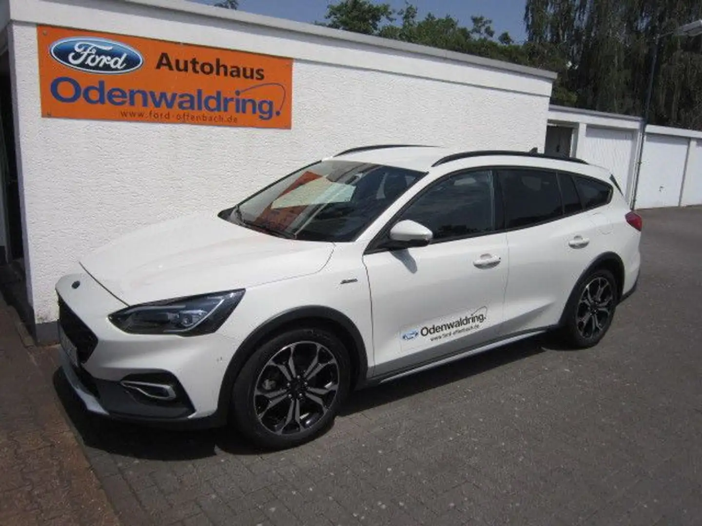 Ford Focus Turnier Active X, GARANTIE Weiß - 1