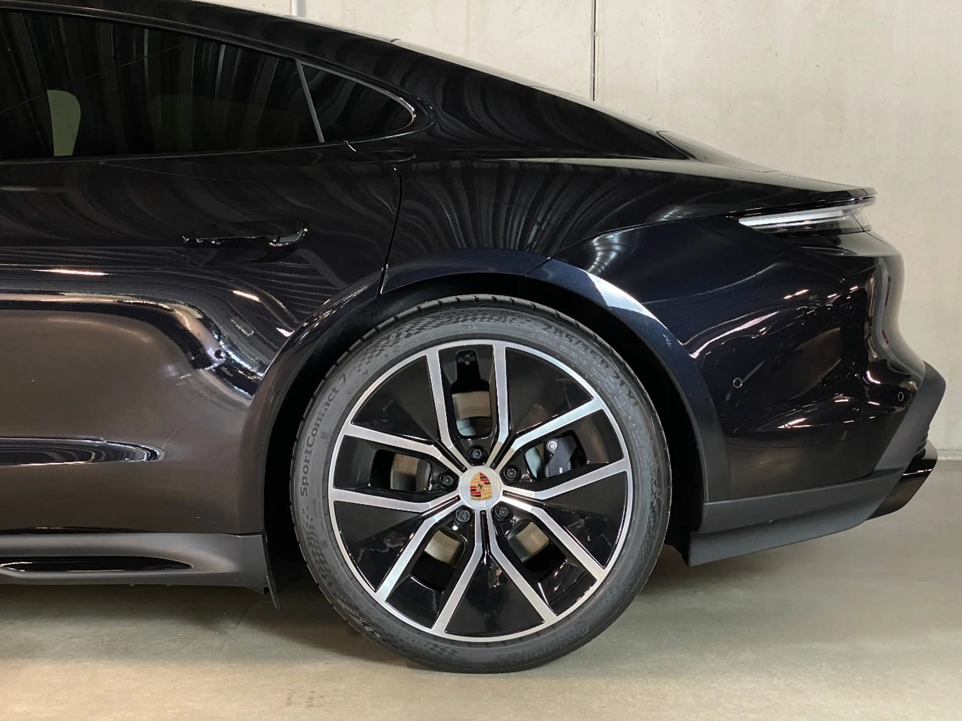 Porsche Taycan 4 Black Edition | InnoDrive | Panorama | — photo 10