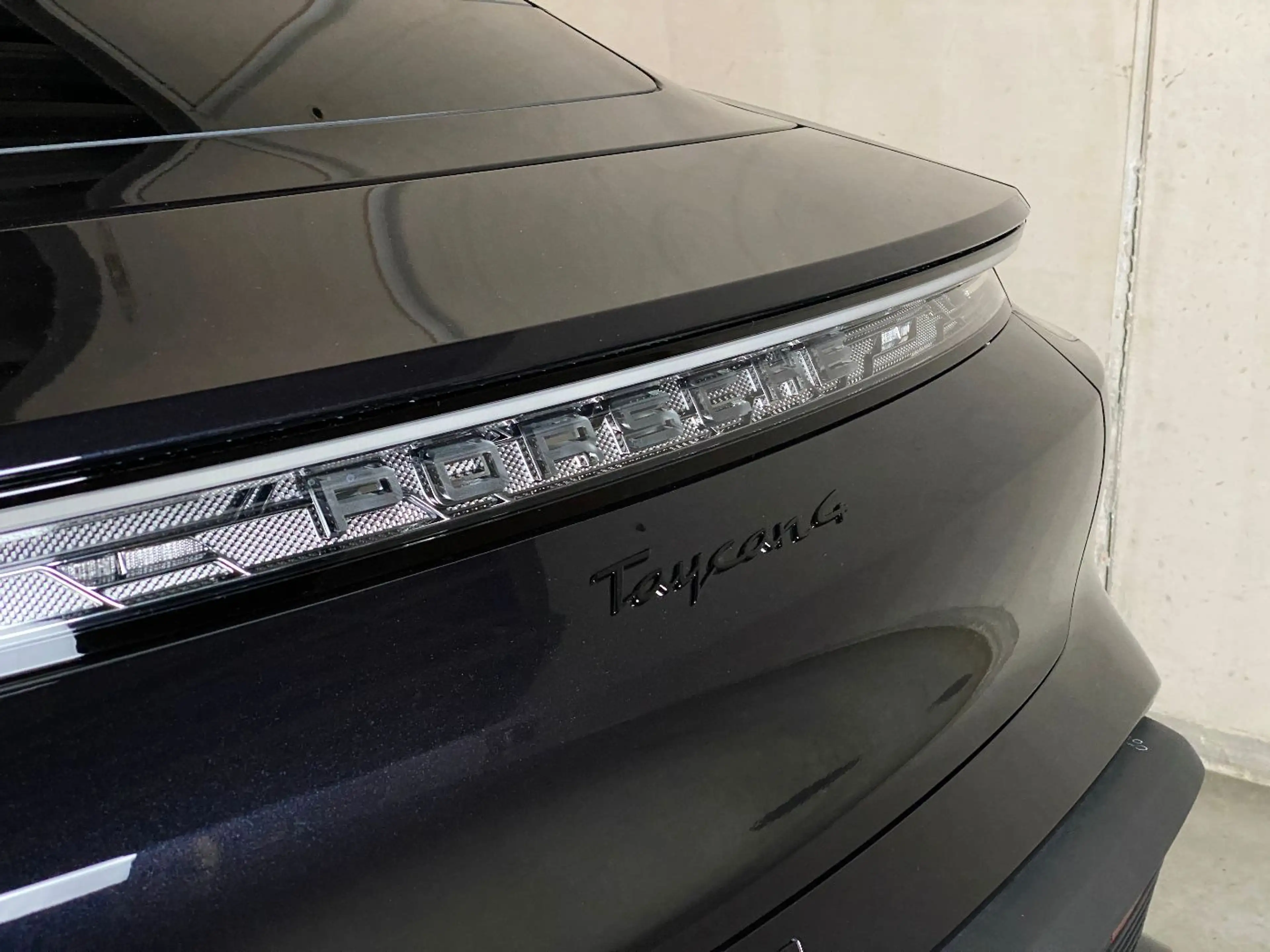 Porsche Taycan 4 Black Edition | InnoDrive | Panorama | — photo 11