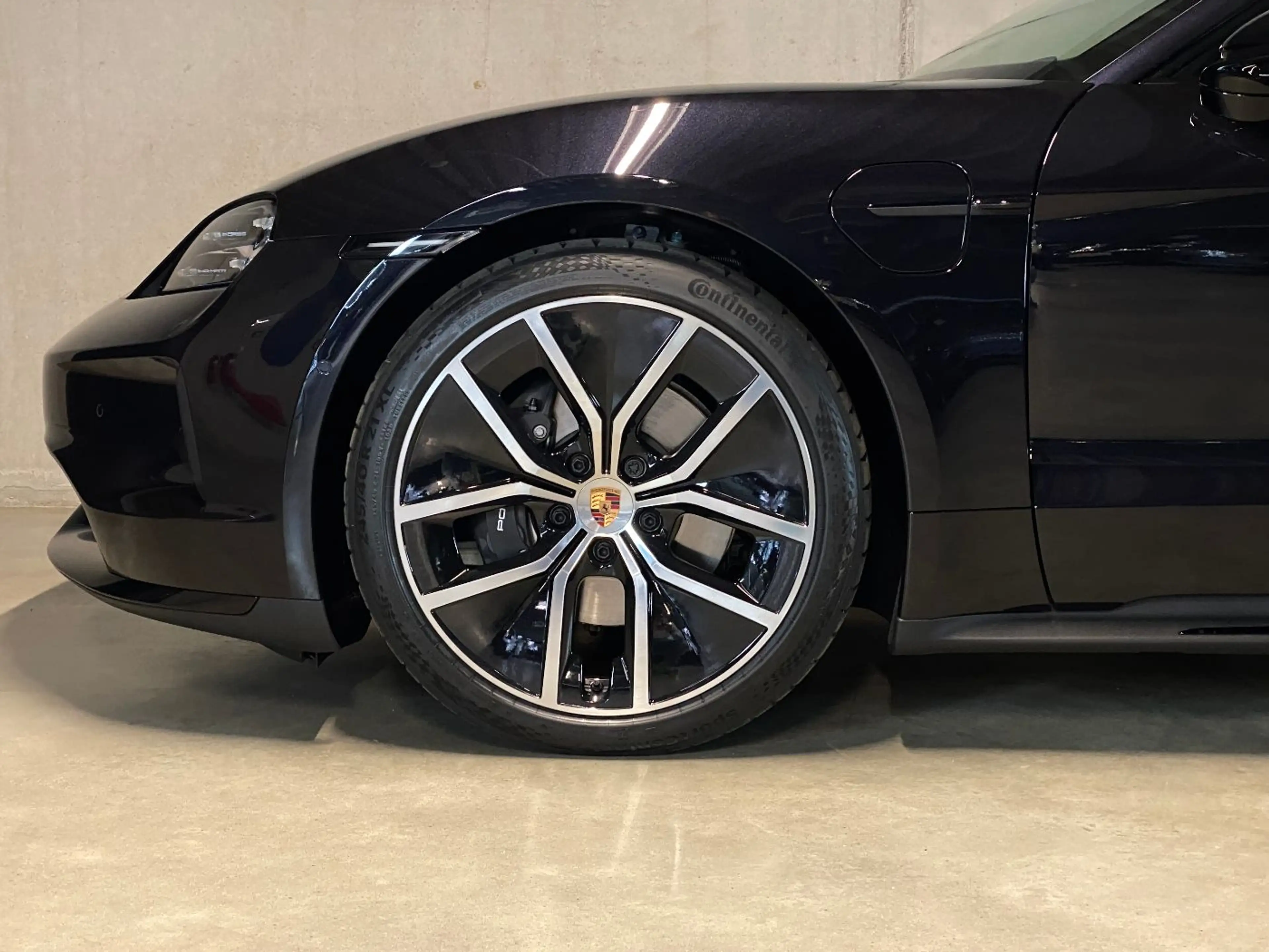 Porsche Taycan 4 Black Edition | InnoDrive | Panorama | — photo 8