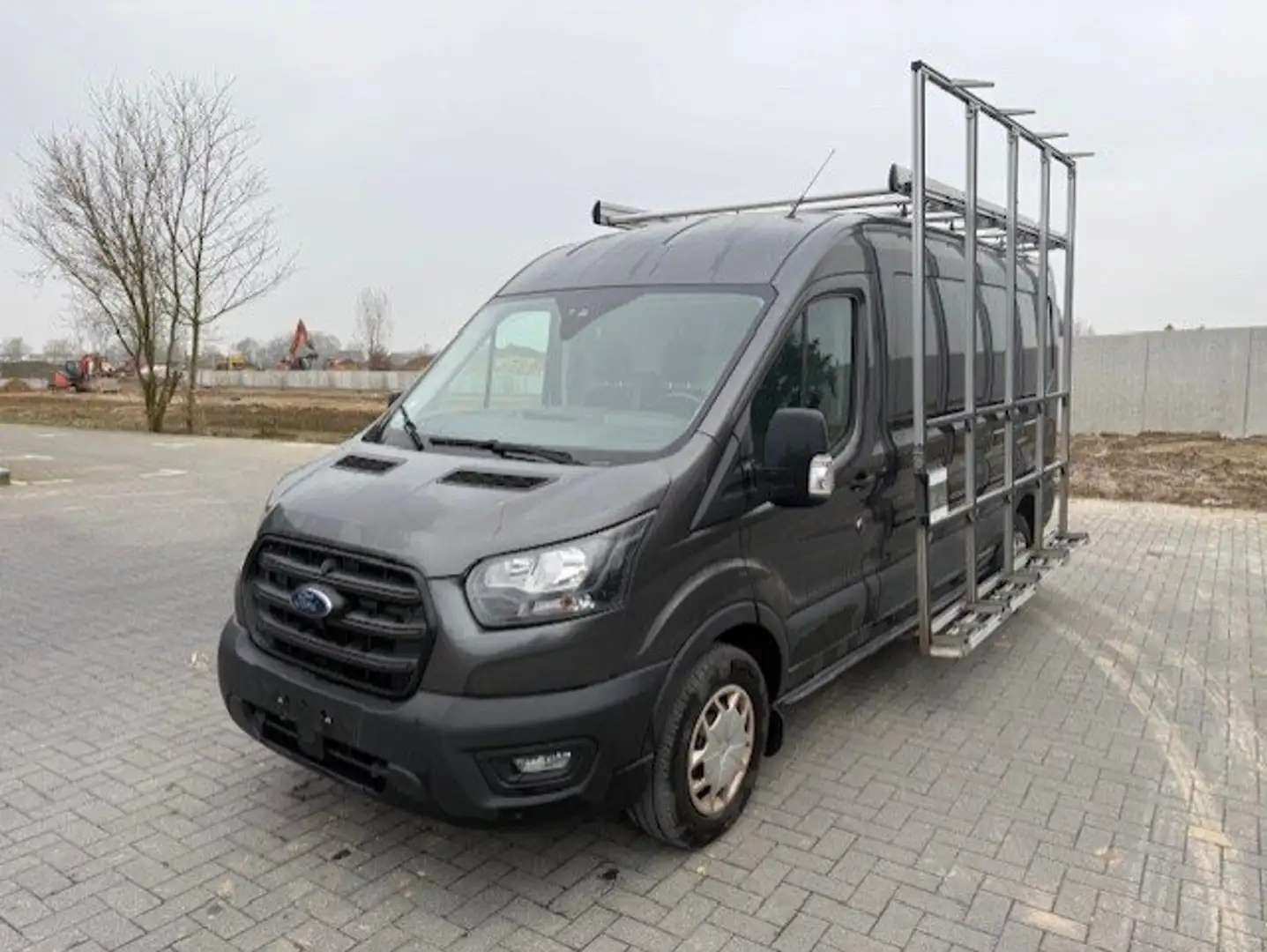 Ford Transit 2.0 TDCi L3H2 Ambiente Zwart - 1