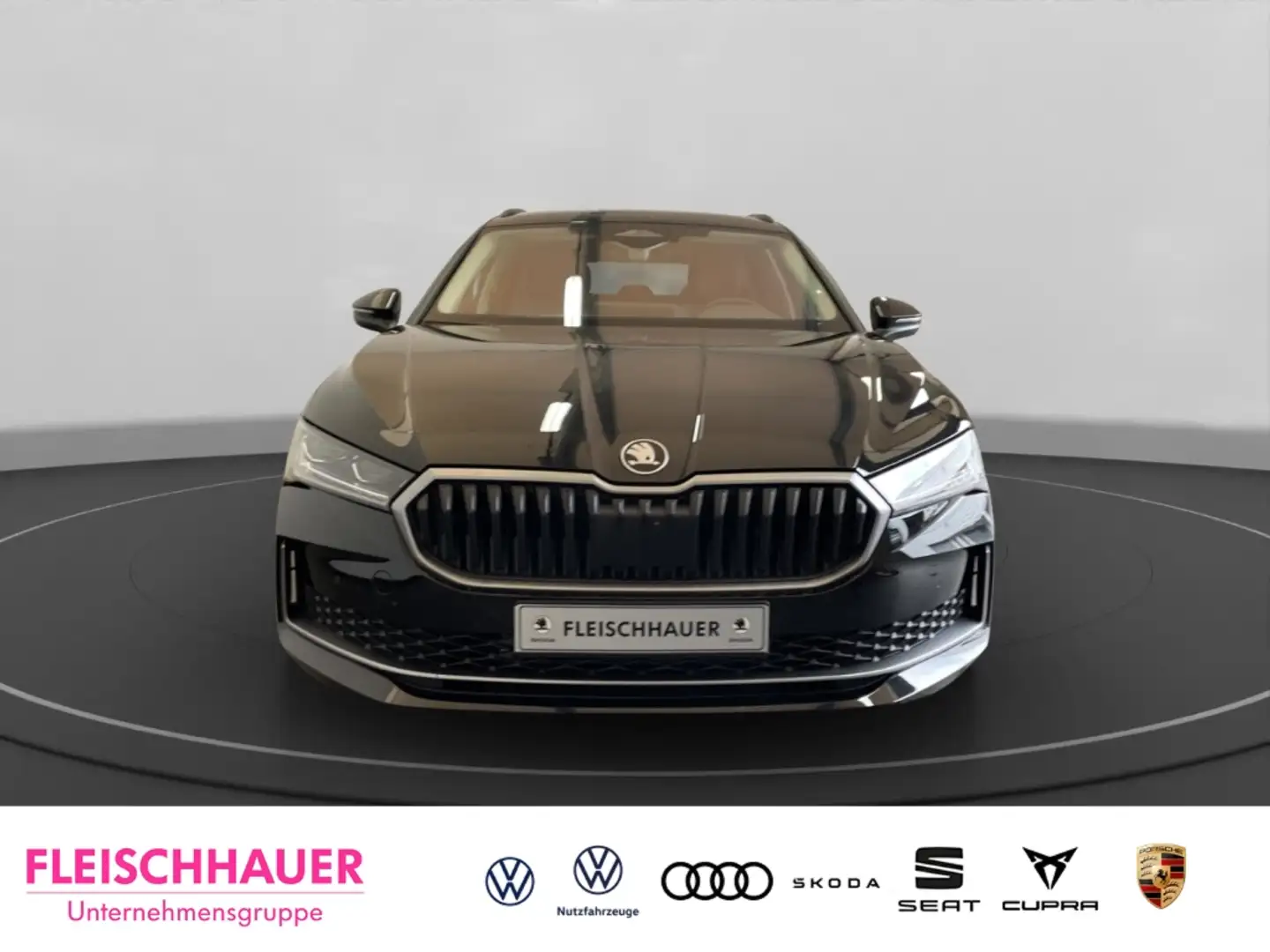 Skoda Superb Combi Selection 1.5 AHK Matrix Navi eHeck Schwarz - 2