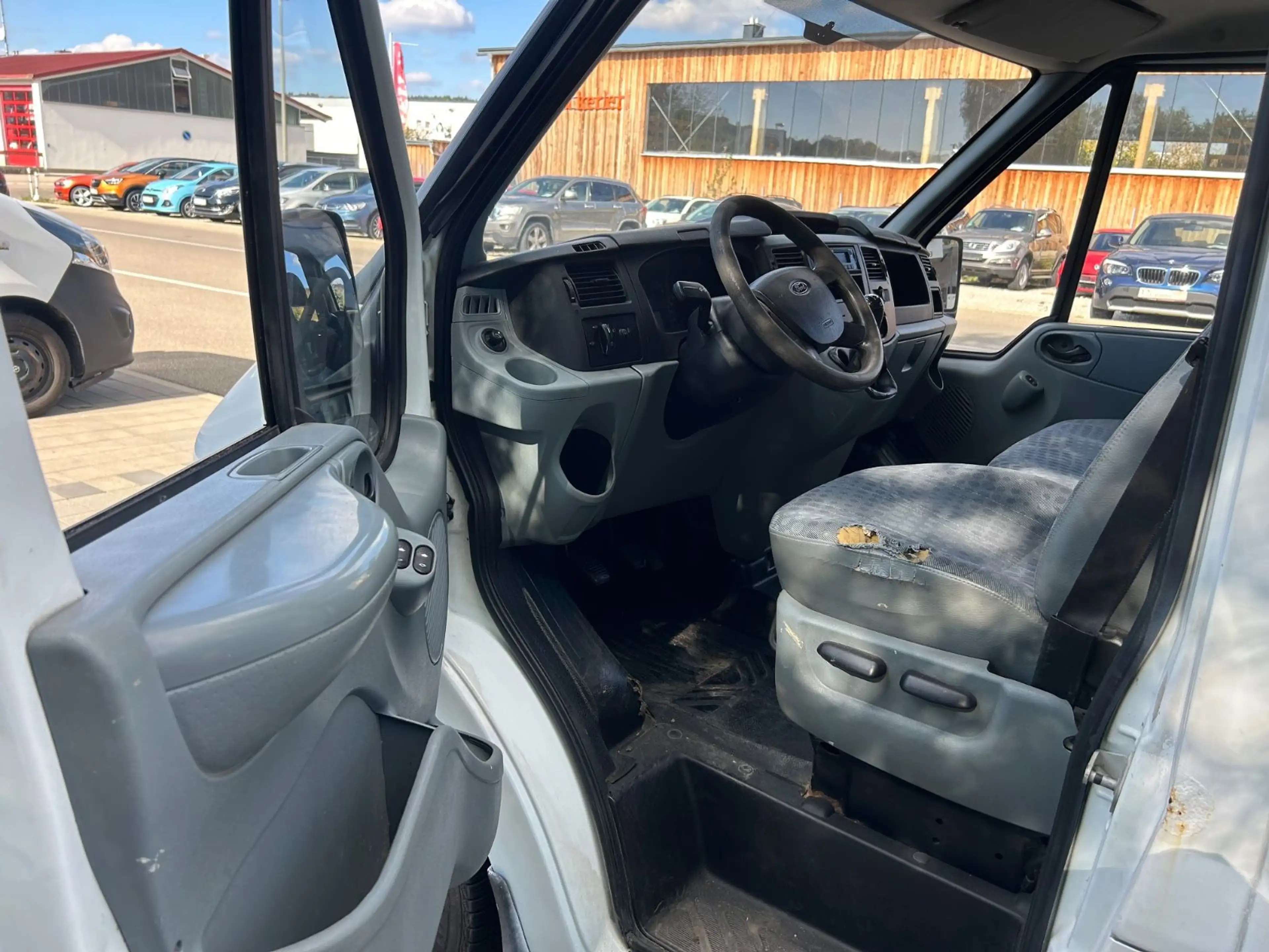 Volkswagen Crafter Kasten 30 mittellang FWD EcoProfi — photo 15
