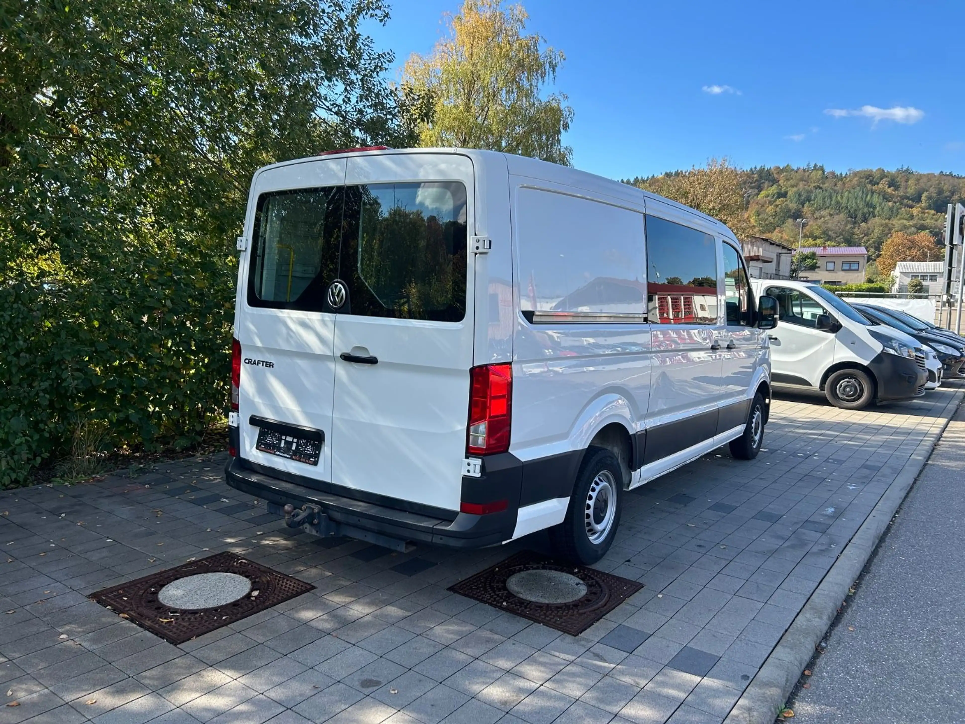 Volkswagen Crafter Kasten 30 mittellang FWD EcoProfi — photo 4