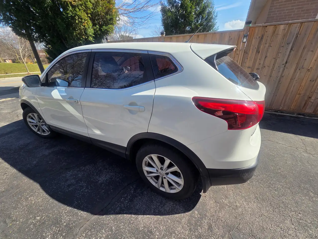 Nissan Qashqai снимка Nissan Qashqai