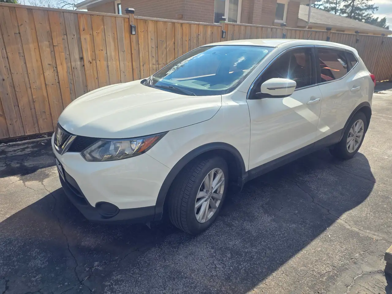 Nissan Qashqai снимка Nissan Qashqai