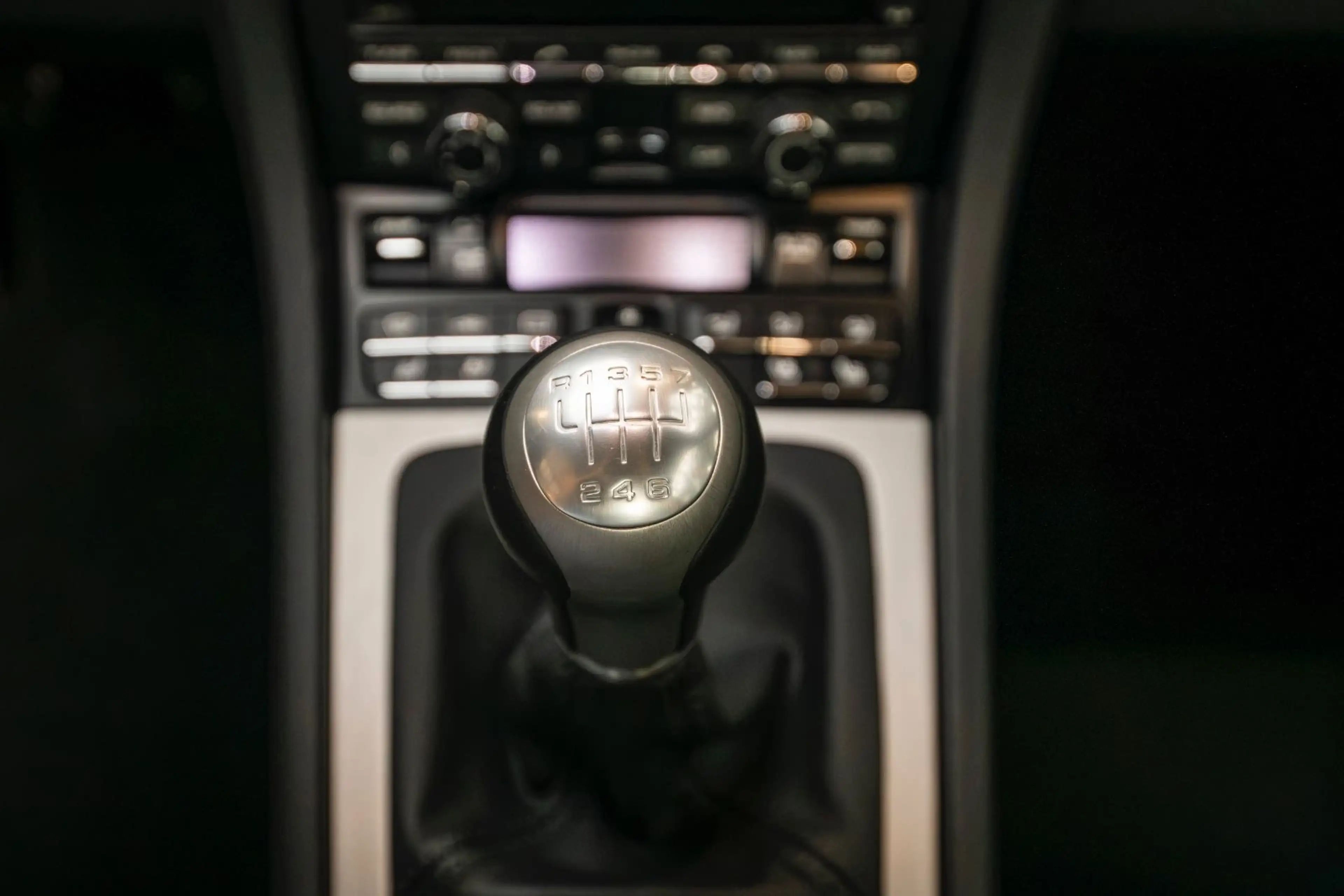 Porsche 991 .1 Carrera S - 50 Jahre 911 - 1. Hand - — photo 37