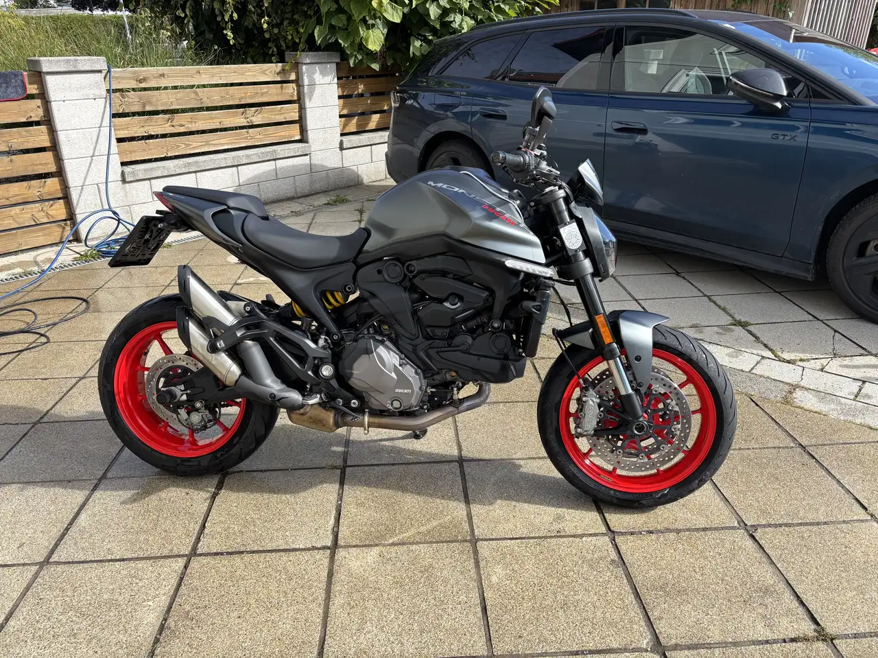 Ducati Monster 937