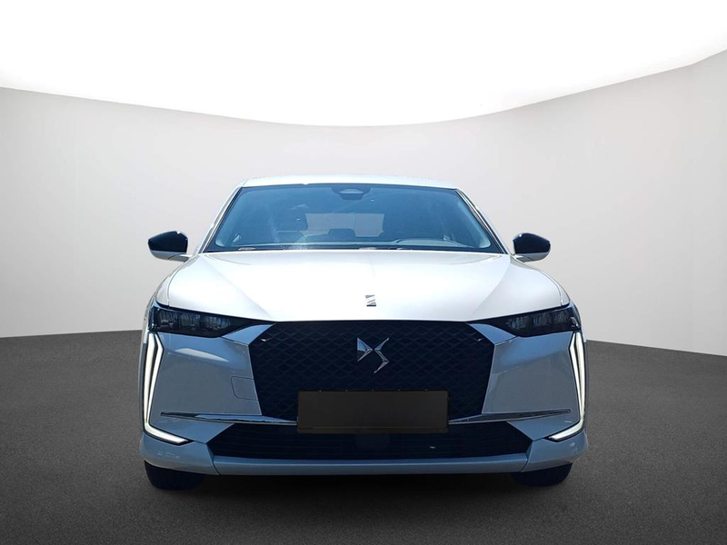DS Automobiles DS 4 BASTILLE+ E-TENSE — photo 2