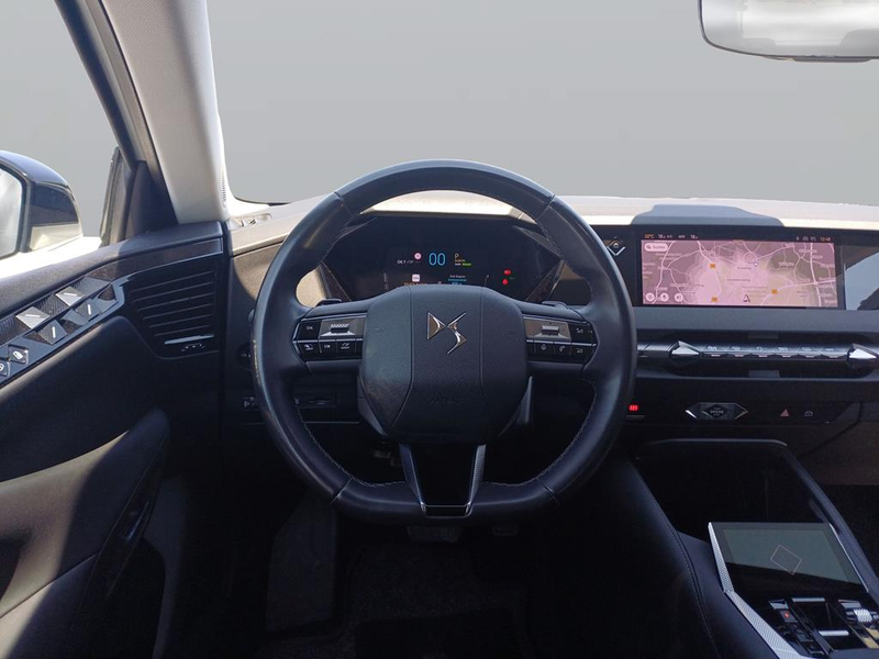 DS Automobiles DS 4 BASTILLE+ E-TENSE — photo 12