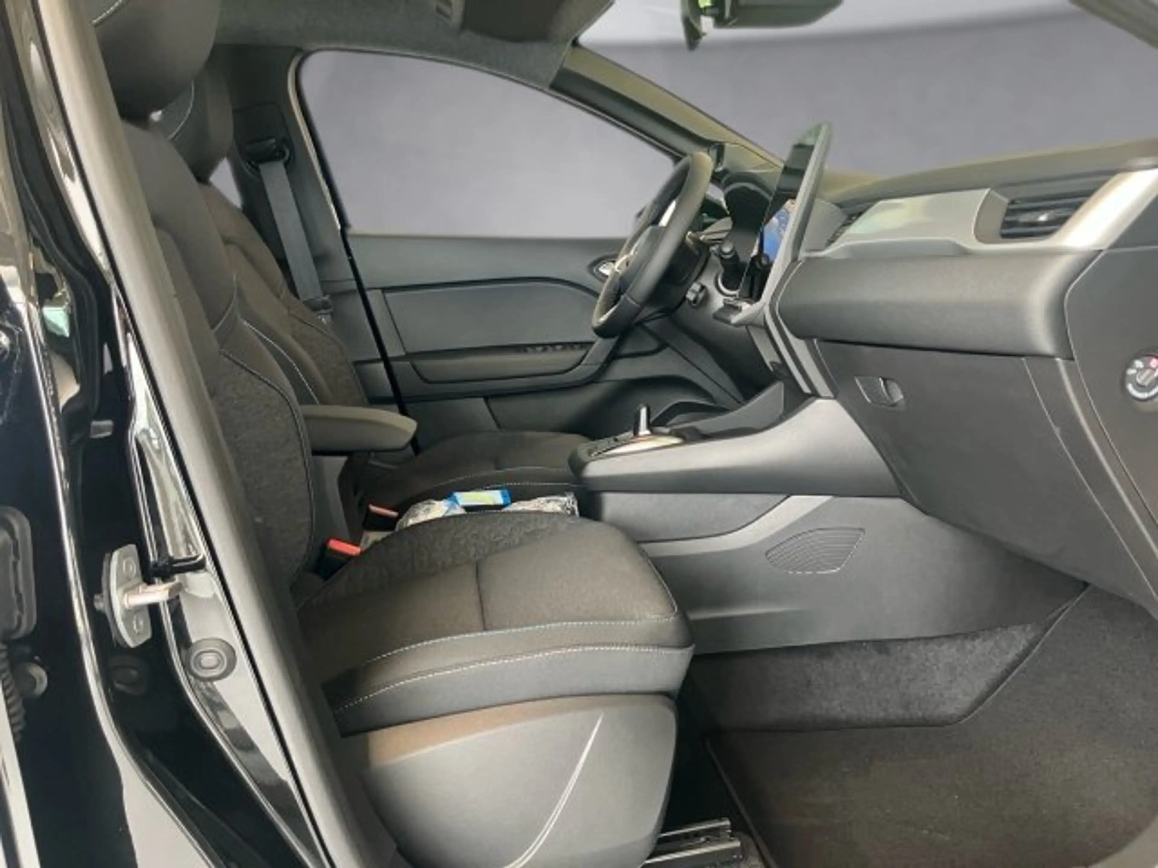 Mitsubishi Grandis 1,8 HEV Invite C AT 26,5 — photo 8
