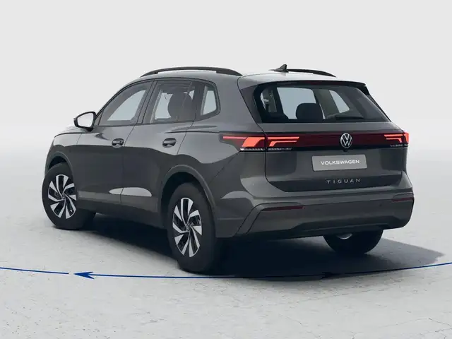 Volkswagen Tiguan view 2