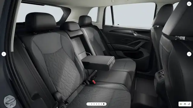 Volkswagen Tiguan view 3