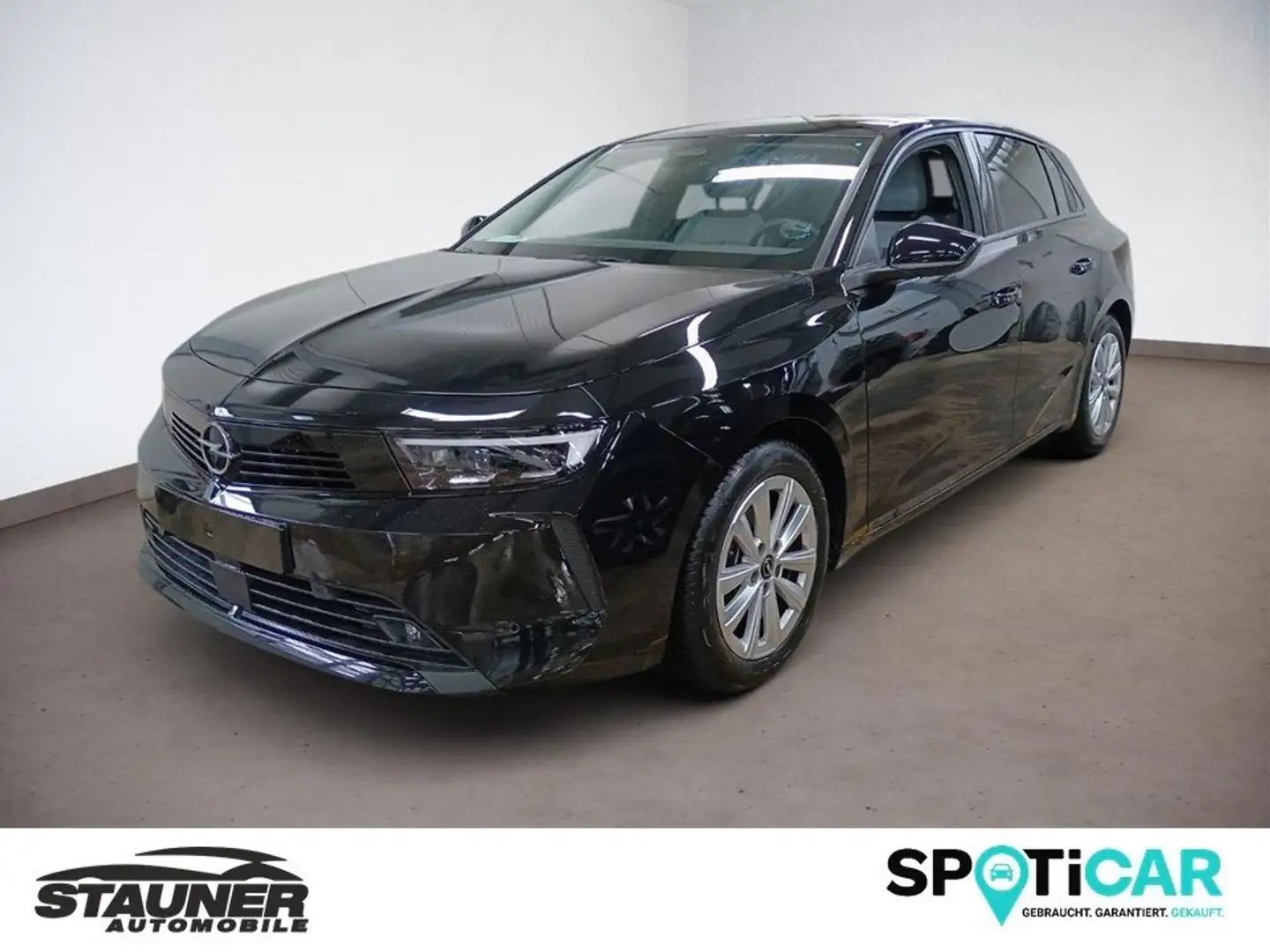 Opel Astra Elegance AT*180°KAMERA*NAVI*ACC*MATRIX*LHZ*SHZ Black - 1
