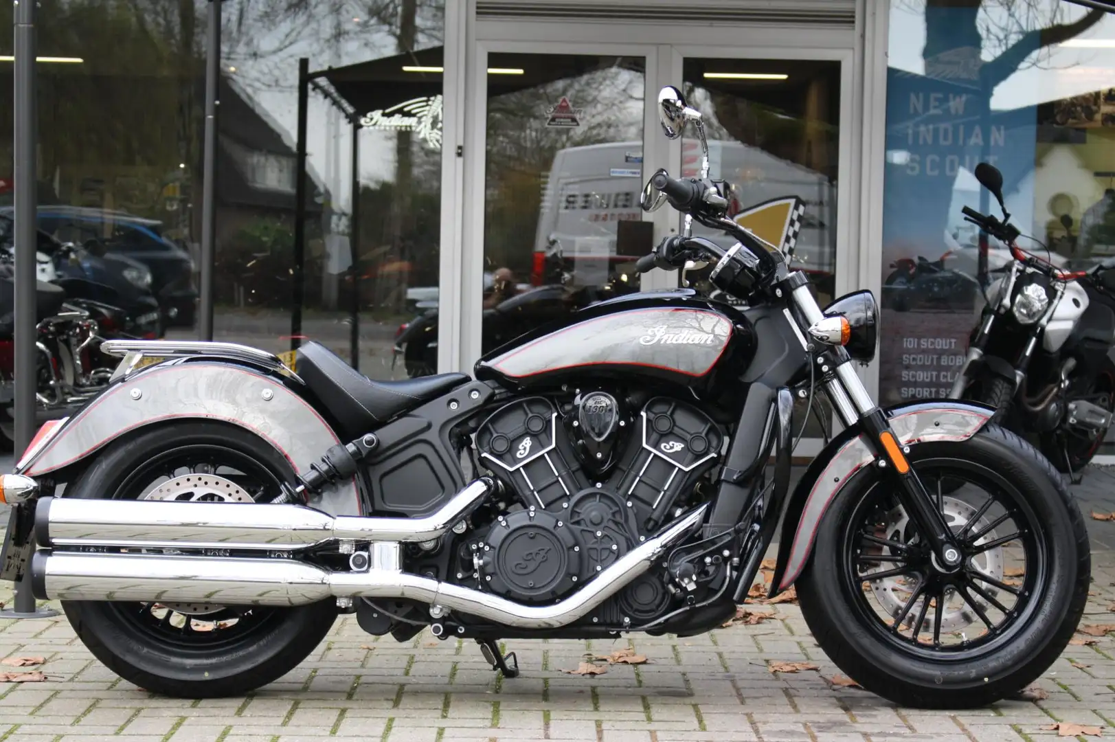 Indian Scout Chopper 61 Sixty , Inruil Mogelijk, 24 mnd gar - 1