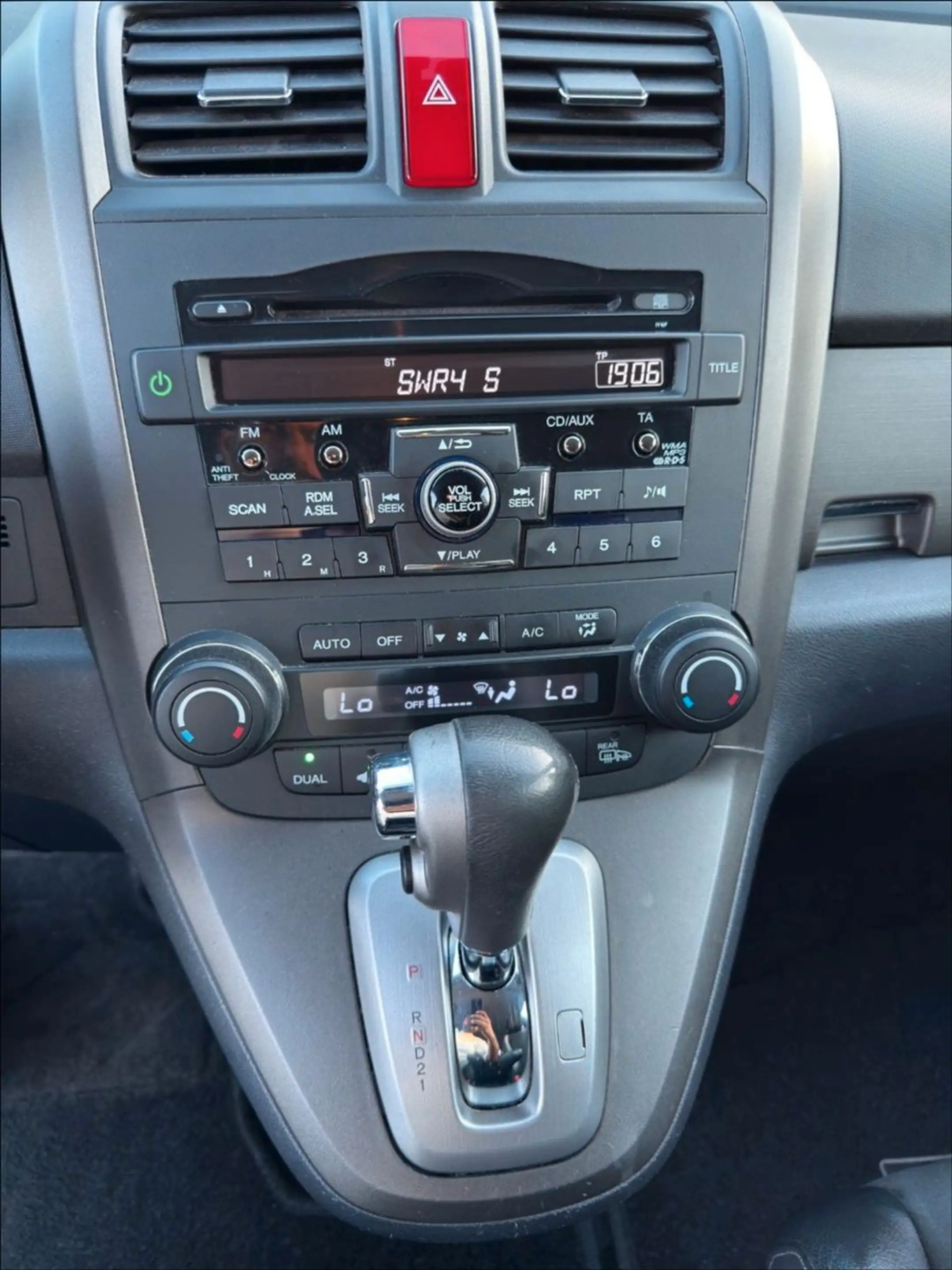 Honda CR-V Elegance/Automatik/Klima/Temp./PDC/AHK — photo 19
