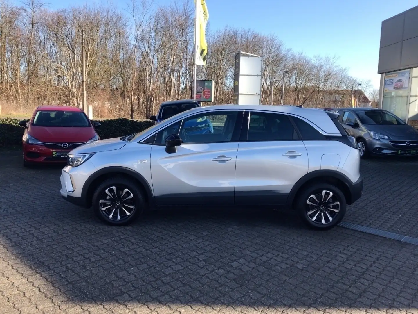 Opel Crossland 1.2 Enjoy *Bequemer Einstieg* Grau - 2