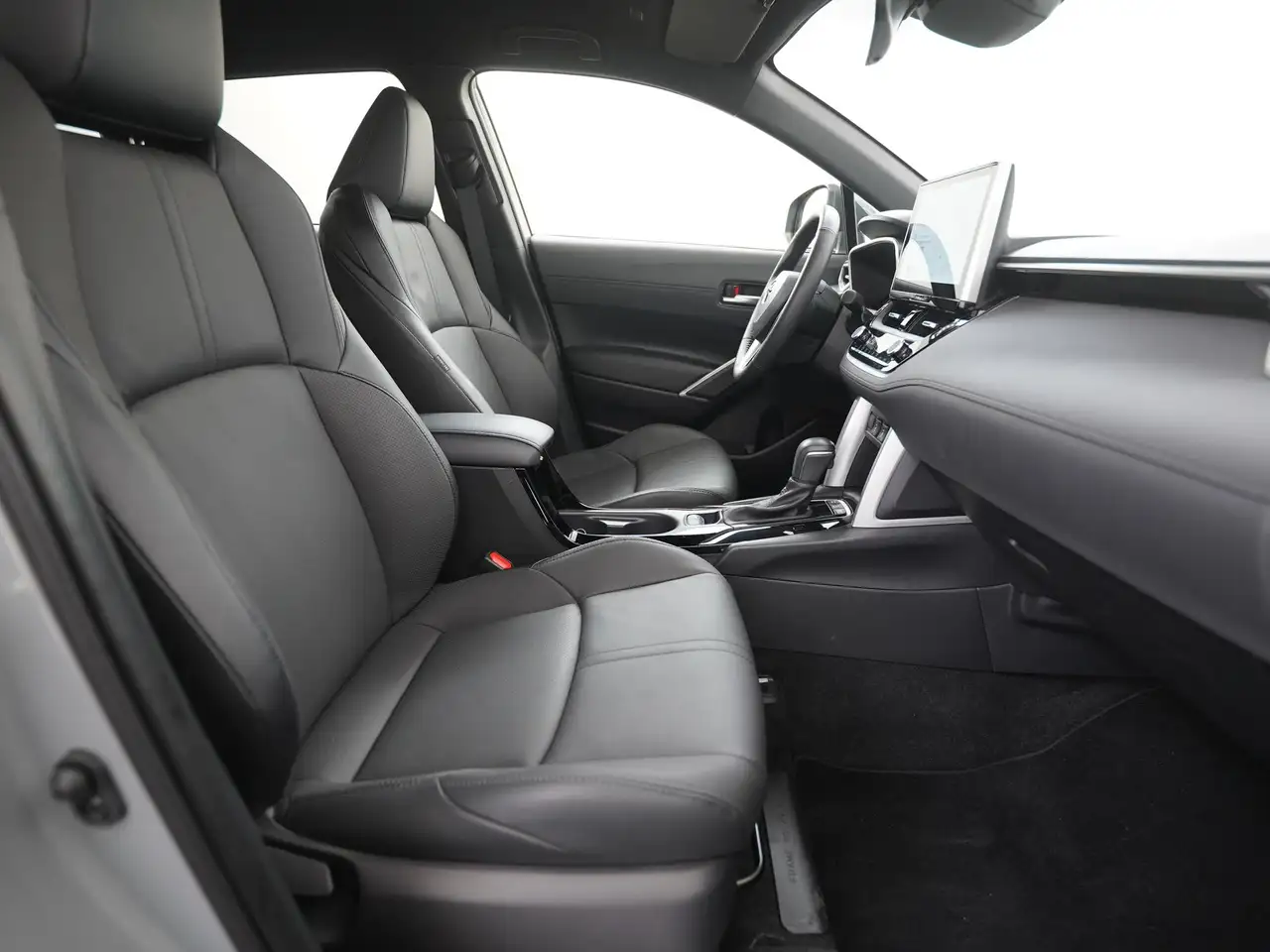 Toyota Corolla Cross Hybrid 140 Style Leder Elektr stoelverstelling, миниатюра 3