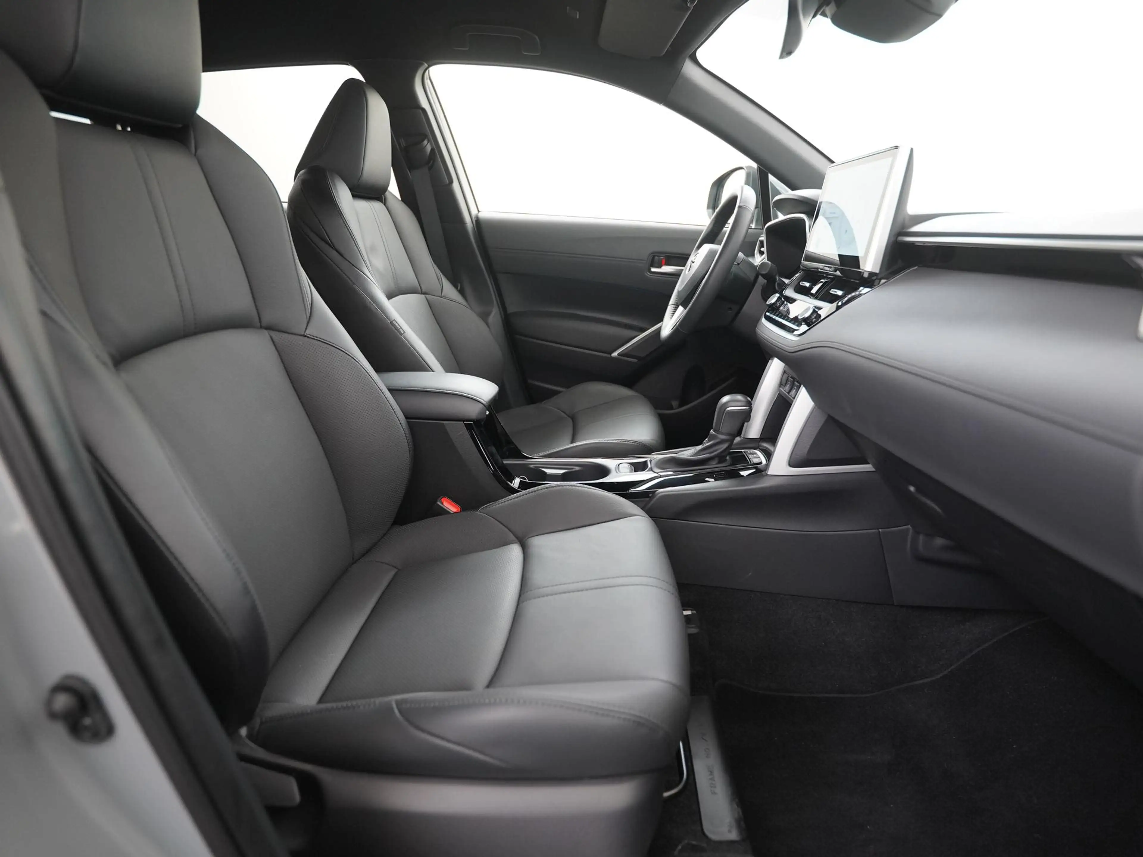 Toyota Corolla Cross Hybrid 140 Style | Leder | Elektr stoelverstelling — photo 3