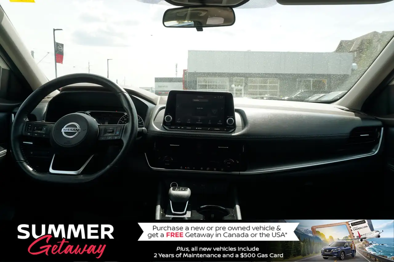 Nissan Rogue снимка Nissan Rogue