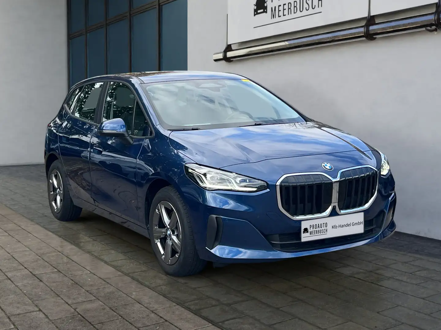 BMW 218 i Active Tourer ADAPTLED/HUD/360°/DRIVINGPROF Blauw - 2