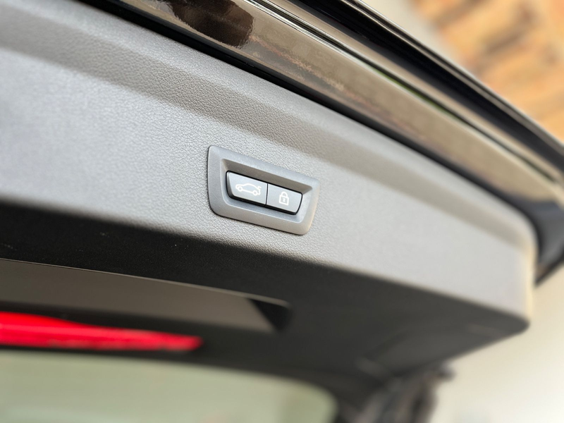 BMW 118 i SportLine HUD 18" CockpProf LED Navi — photo 23